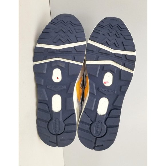 Karhu for Anthropologie Aria Sneakers Green Gray Size 8 41.5 - Picture 4 of 5